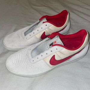 Nike SB - Suede Red/Whit, (Rare Varsity) - [Never actually worn]